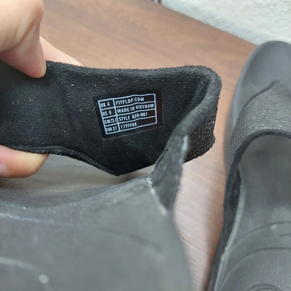 FitFlop Lulu Shimmer Suede‎ Black Sandals Women's Size 6